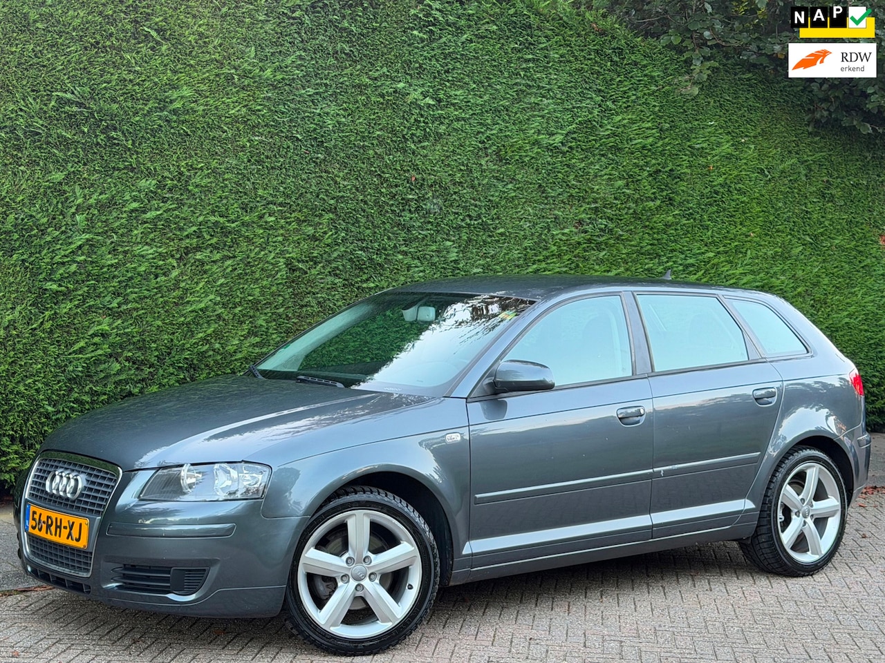 Audi A3 Sportback - 2.0 FSI Attraction RIJDTSUPER/AUTOMAAT/APK - AutoWereld.nl