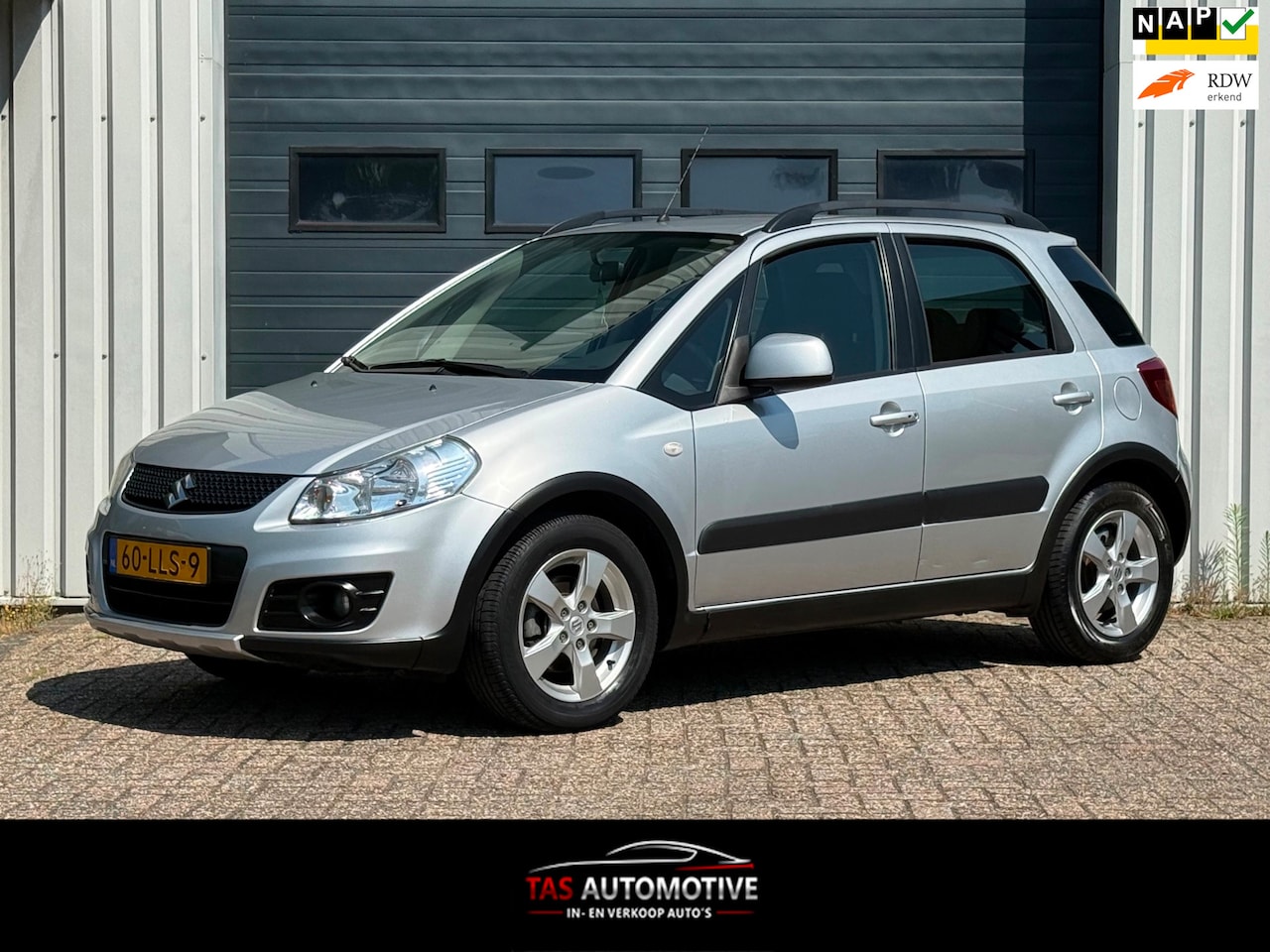 Suzuki SX4 - 1.6 Exclusive 2e EIG / AUTOMAAT / CRUISE / CLIMA! - AutoWereld.nl