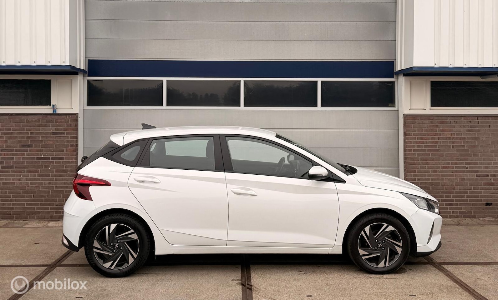 Hyundai i20 - 1.2 MPI i-Motion| Camera | Carplay| Wit - AutoWereld.nl