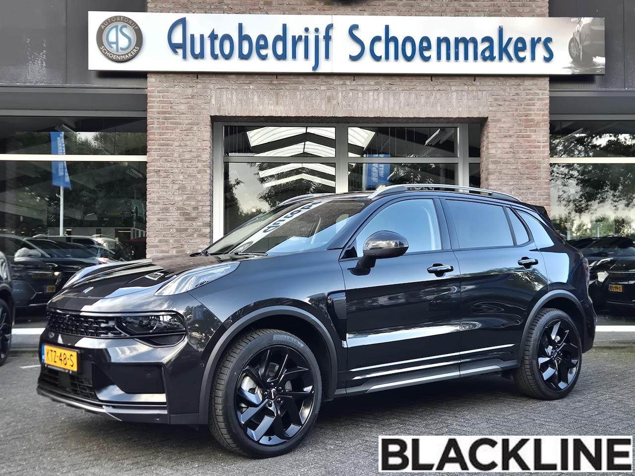 Lynk & Co 01 - 1.5 261PK! BLACKLINE! 6.6Kwh. 360-CAMERA PANO/SCHUIF INFINITY DAB NAVI CARPLAY STOELVERWAR - AutoWereld.nl