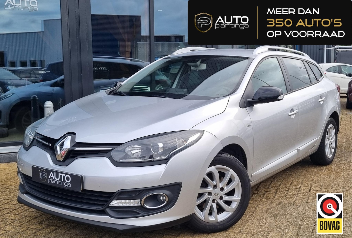 Renault Mégane Estate - 1.2 TCe Limited 116PK | NL AUTO | Nieuwe APK | Trekaak | Onderhoudshistorie | Navigatie | - AutoWereld.nl