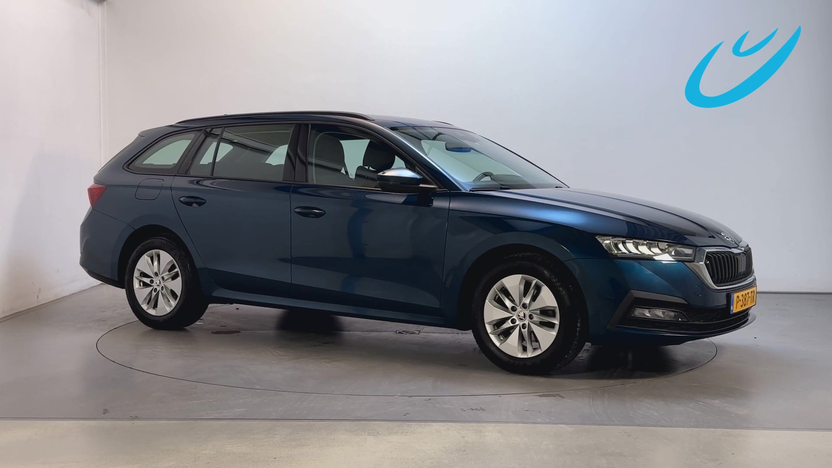 Skoda Octavia Combi - 1.0 TSI Business Edition Navigatie Parkeersensoren Trekhaak Cruise Control - AutoWereld.nl