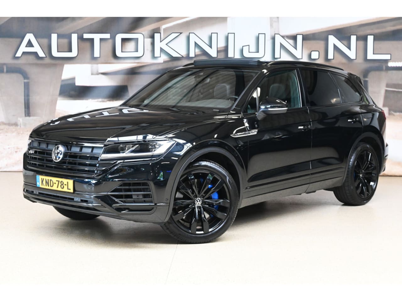 Volkswagen Touareg - 3.0 TSI R-Line | Memory - Massage - Koeling | Luchtvering | Panoramadak | 100% (Dealer) on - AutoWereld.nl