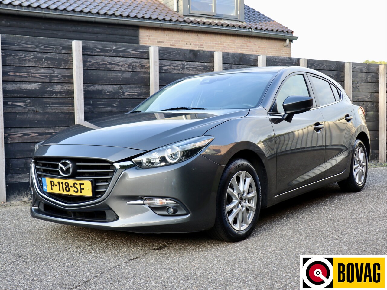 Mazda 3 - 2.0 SkyActiv-G 120 GT-M AUTOMAAT - AutoWereld.nl