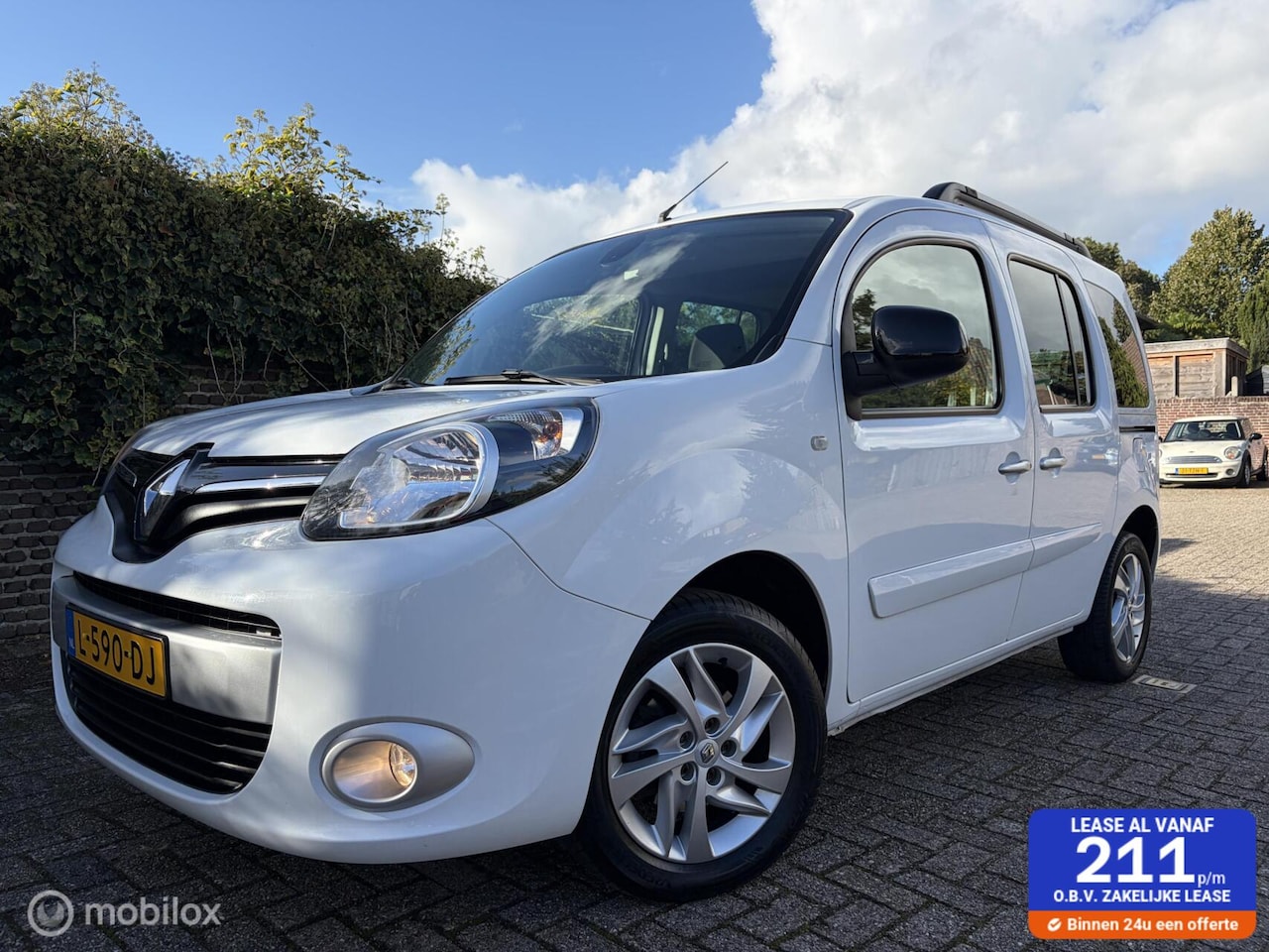 Renault Kangoo Family - 1.2 TCe AUTOMAAT 127.000 km, navigatie - AutoWereld.nl