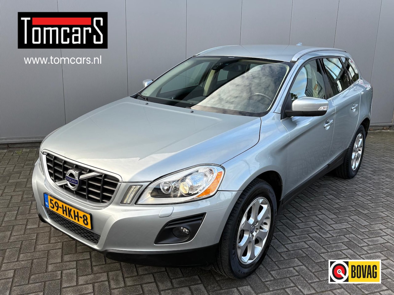 Volvo XC60 - 3.0 286PK T6 AWD Summum Trekhaak/Camera/Navigatie/Parkeerhulp/Leder - AutoWereld.nl