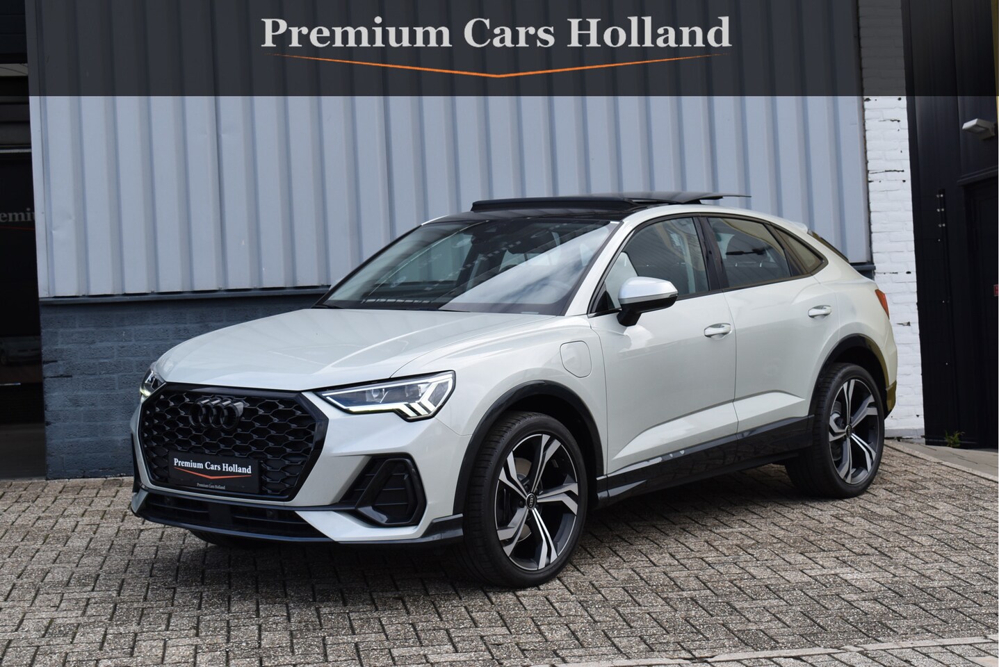 Audi Q3 Sportback - 45 TFSI e Black Edition 245 Pk Pano Navi Leder Camera Sfeer 20 Inch - AutoWereld.nl