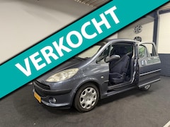 Peugeot 1007 - 1.4 Gentry