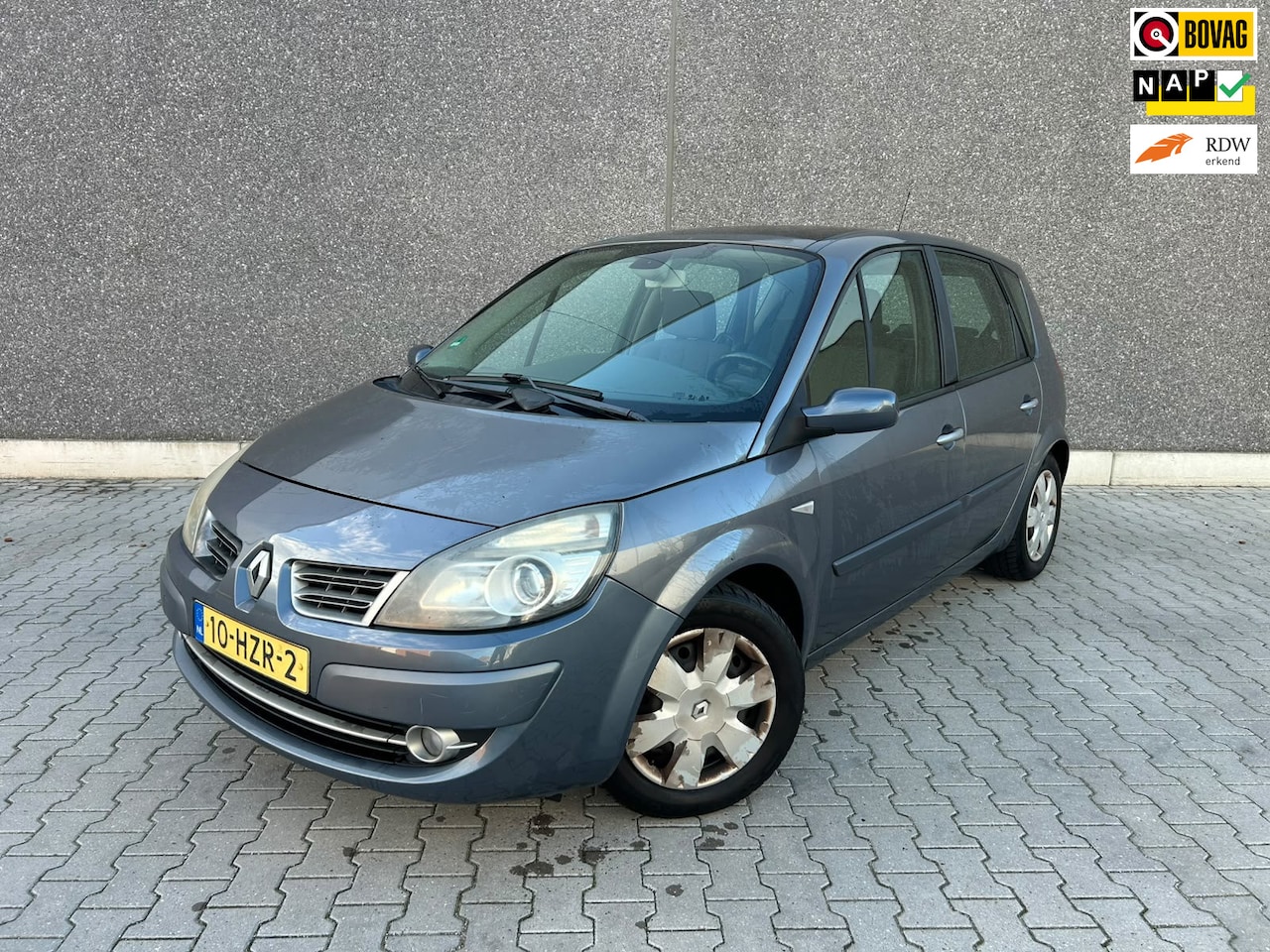 Renault Scénic - 2.0-16V Business Line | DISTRIBUTIE VERNIEUWD | TREKHAAK | PANORAMA | CC | PDC | APK T/M 8 - AutoWereld.nl