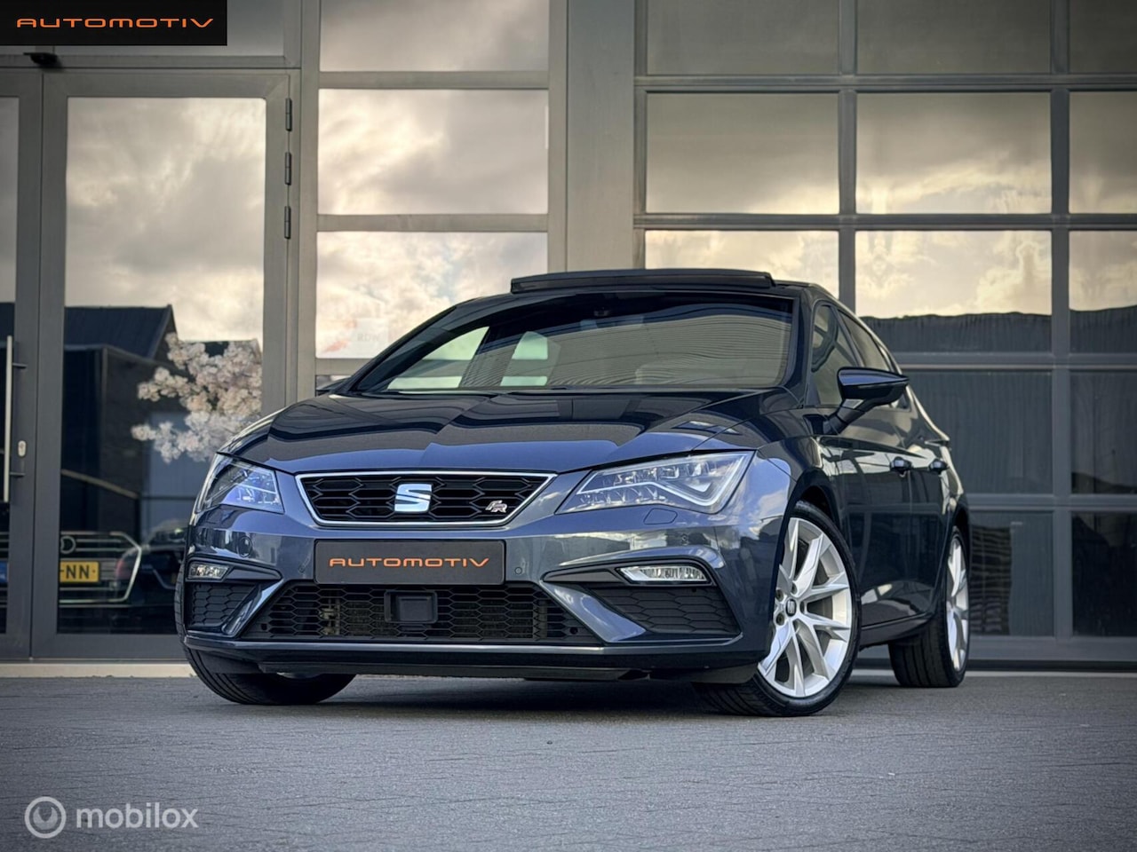 SEAT Leon - 1.5 TSI FR / AUTOMAAT / PANO / VIRTUAL / BEATS / - AutoWereld.nl