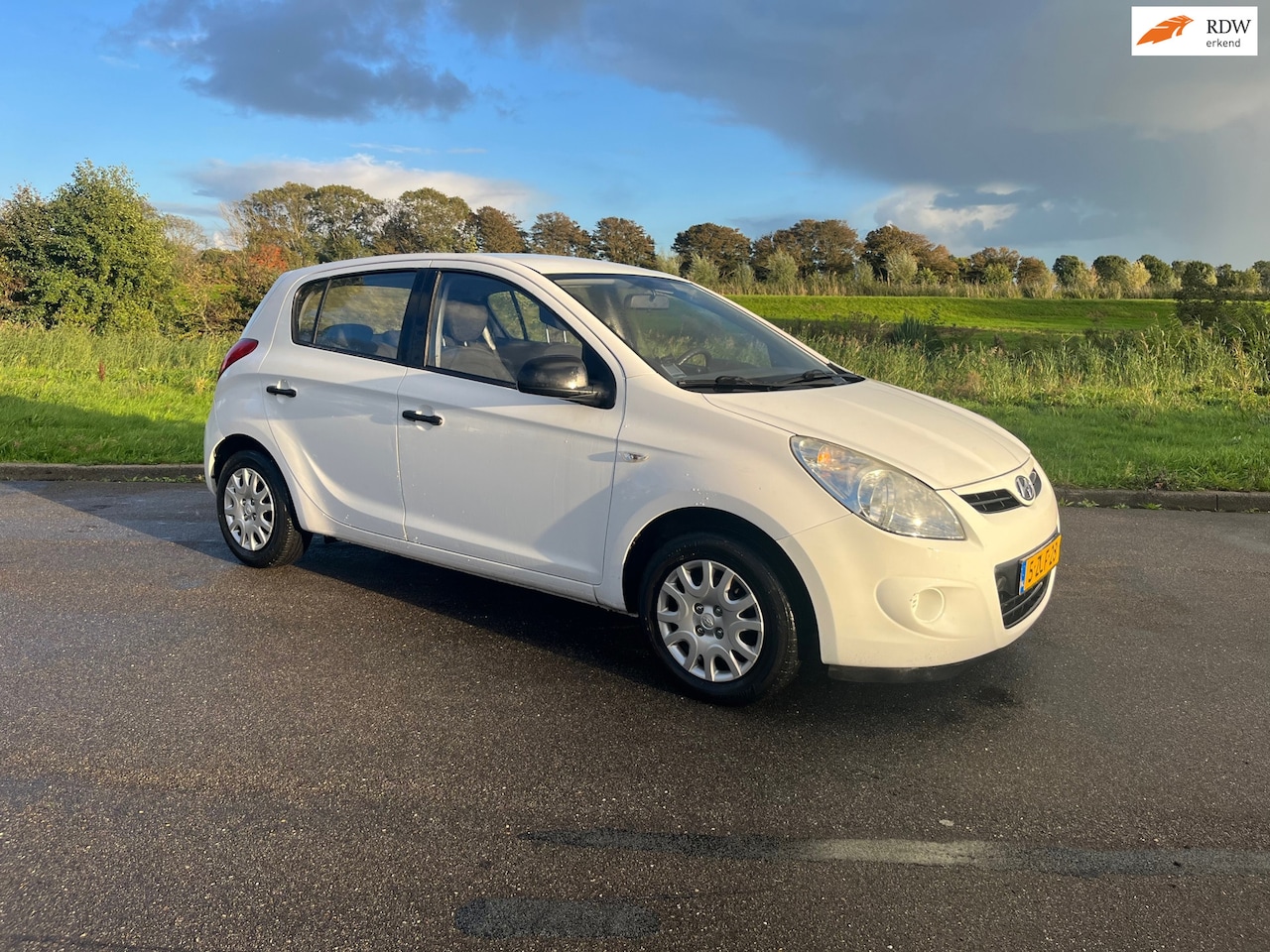 Hyundai i20 - 1.2i i-Drive BJ 2011 / AIRCO / TREKHAAK / APK GEKEURD / - AutoWereld.nl