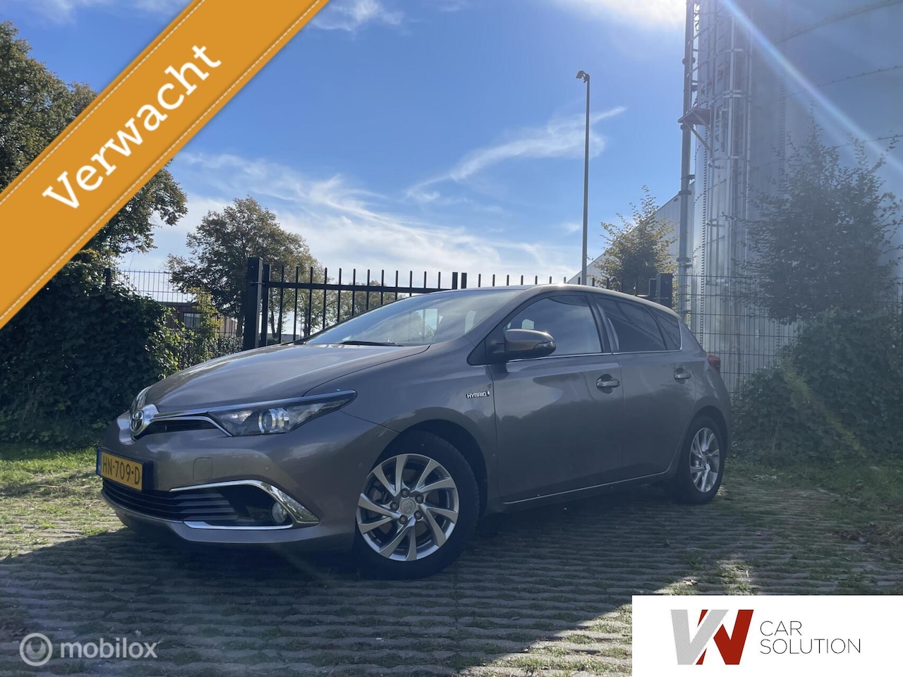 Toyota Auris - 1.8 Hybrid Dynamic NL AUTO NAVI TREK CAM PDC PARK - AutoWereld.nl