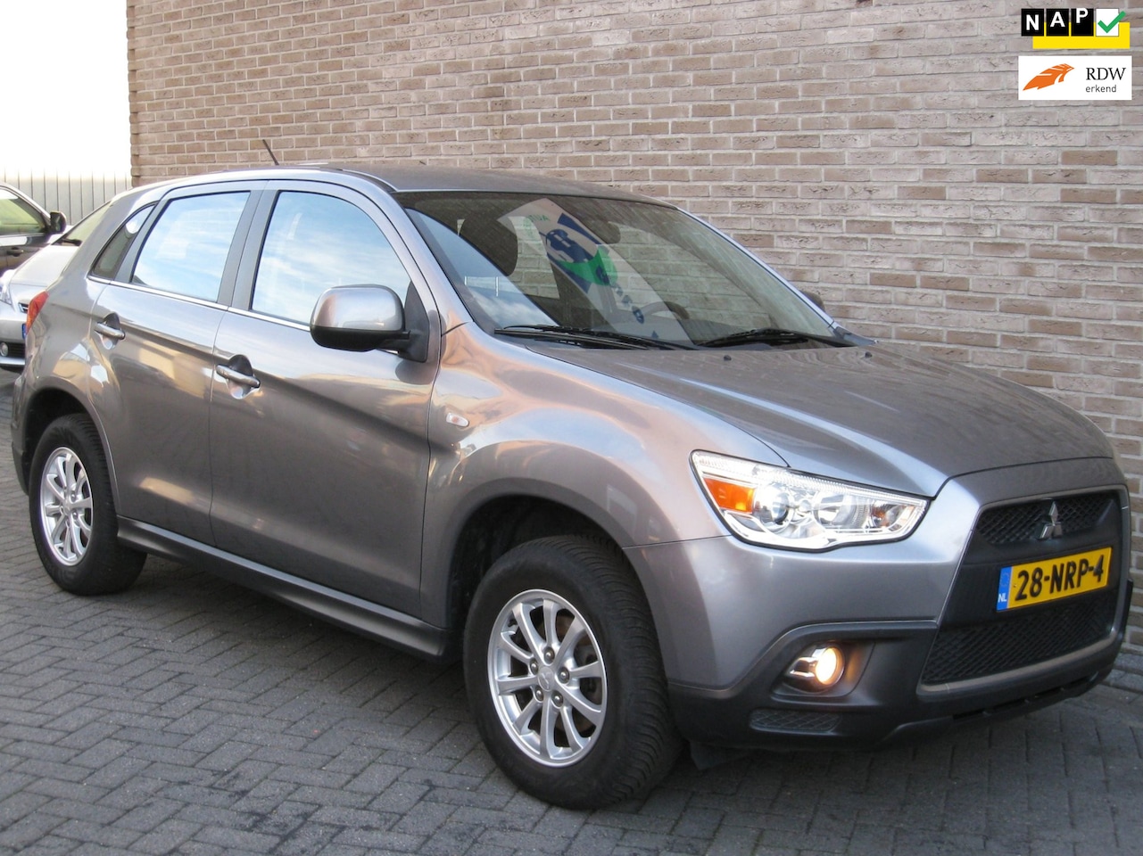 Mitsubishi ASX - 1.6 Intro Edition ClearTec - Trekhaak - Cruise control - - AutoWereld.nl