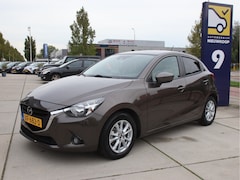 Mazda 2 - 2 1.5 Skyactiv-G TS Navi, Trekhaak, Cruise-Climate, PDC Herfstactie