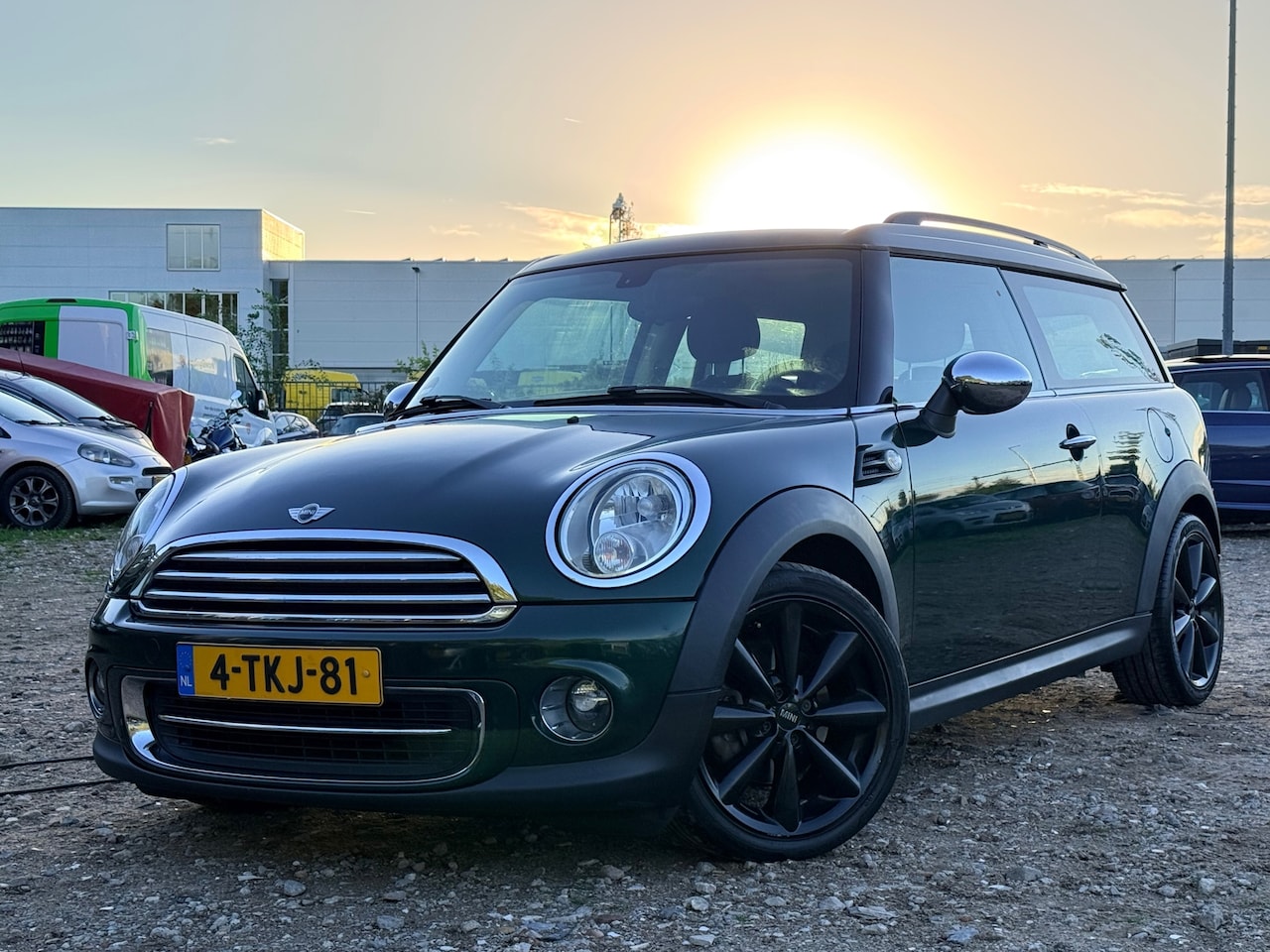 MINI Clubman - 1.6 Cooper Chili Final Edition/ HALF LEDER/ NAVIGATIE - AutoWereld.nl