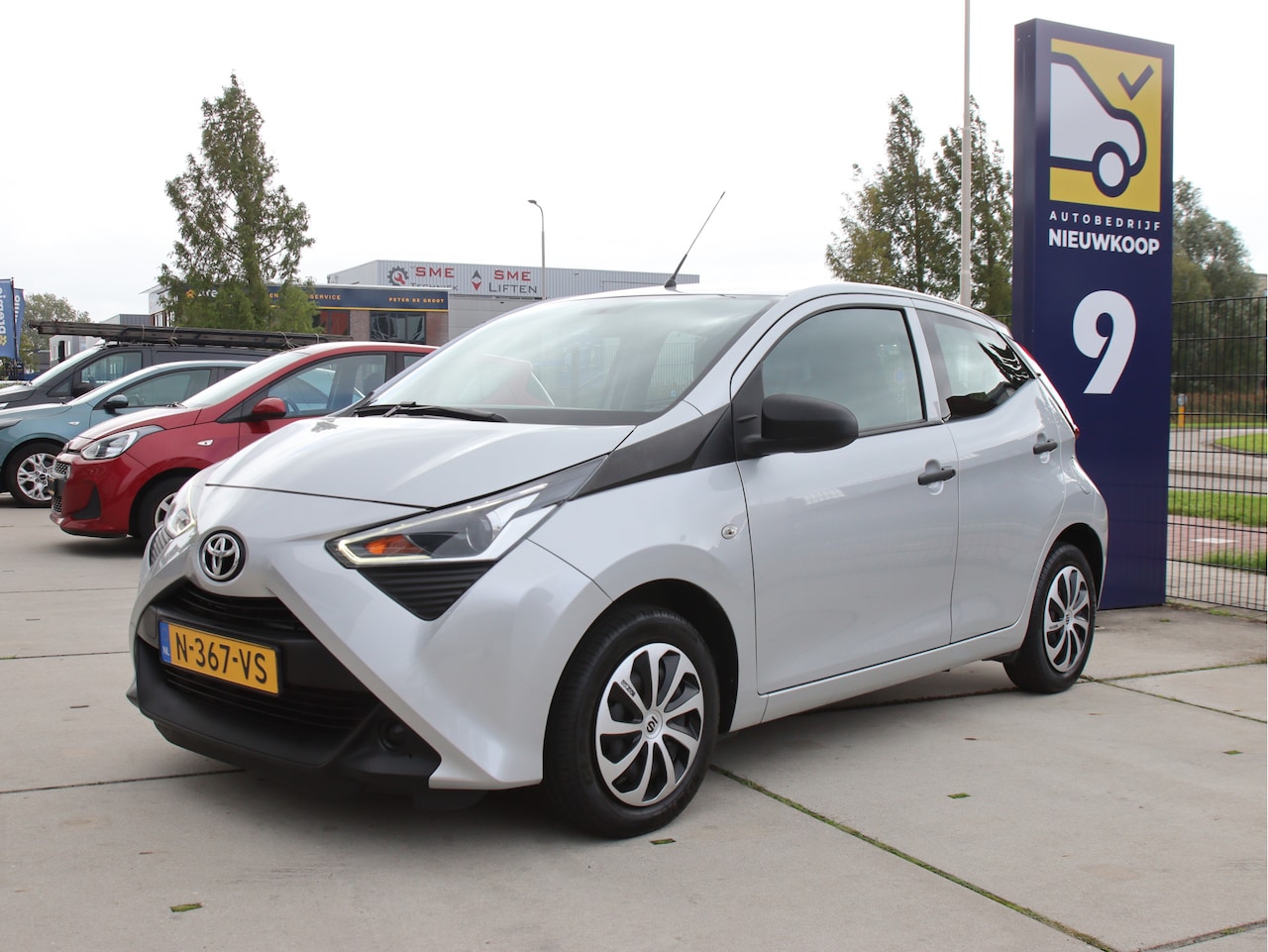 Toyota Aygo - 1.0 VVT-i Sparco Carkit, Airco, NL-Auto, NAP Zomeractie! - AutoWereld.nl