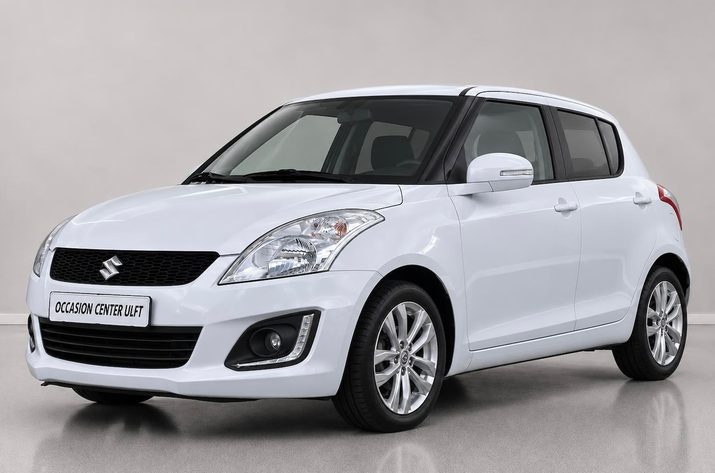 Suzuki Swift - LTD EDITION AIRCO / CRUISE CONTR / LEDER / LED ... - AutoWereld.nl