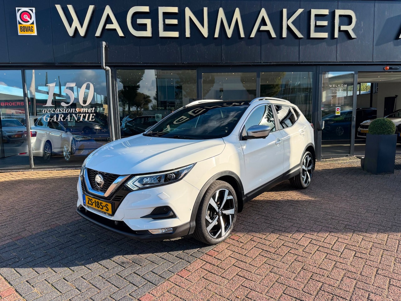 Nissan Qashqai - 1.2 Tekna + AUT|NAV|PANO|CAM|Leder|Trekhaak - AutoWereld.nl