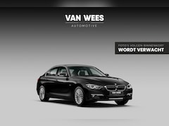 BMW 3-serie - 320i High Executive | 2e eigenaar | Origineel NL | Luxury Line | Navigatie Professional |