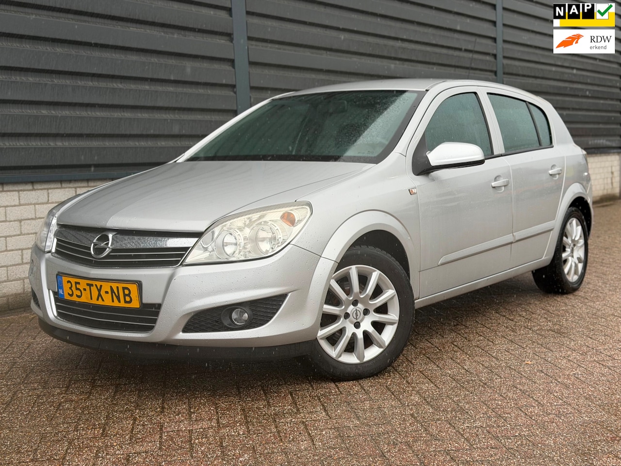 Opel Astra - 1.4 Edition airco APK | goed onderhouden | 5 Deurs - AutoWereld.nl