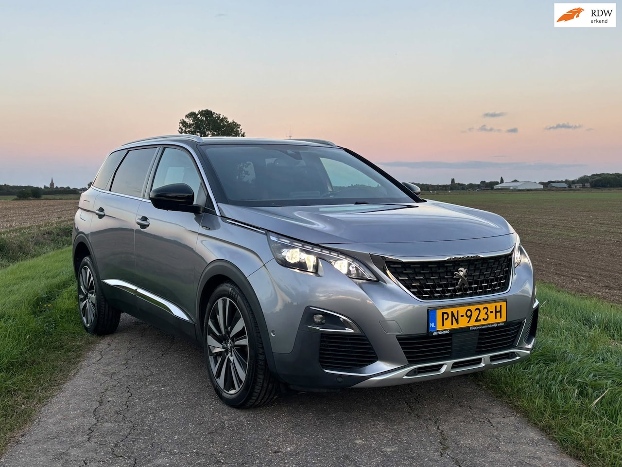 Peugeot 5008 - 1.2 PureTech GT-Line /7p /climate/panorama/parkeersensor/ - AutoWereld.nl