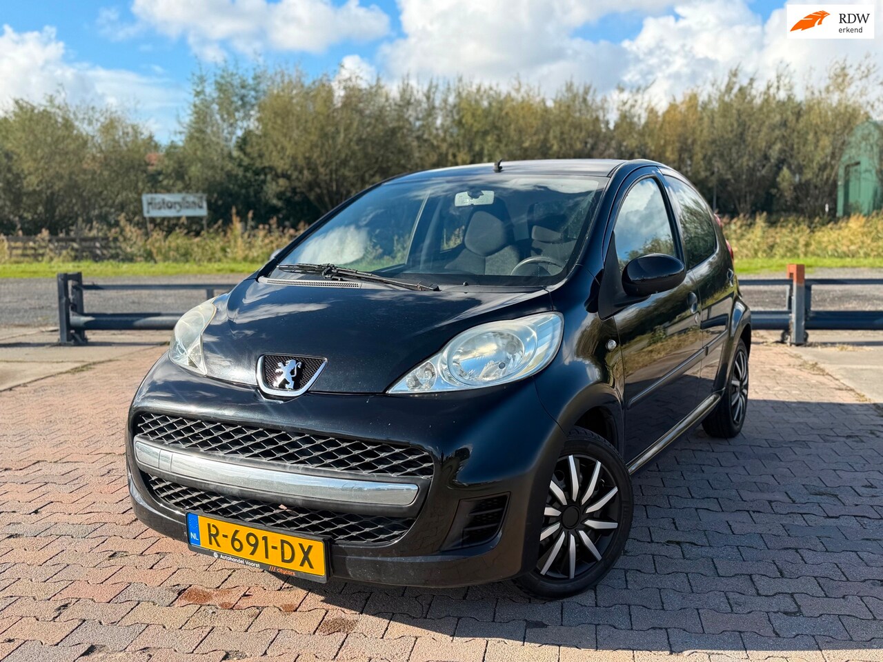 Peugeot 107 - 1.0-12V XR | Nieuwe APK | Nieuwe Koppeling! - AutoWereld.nl