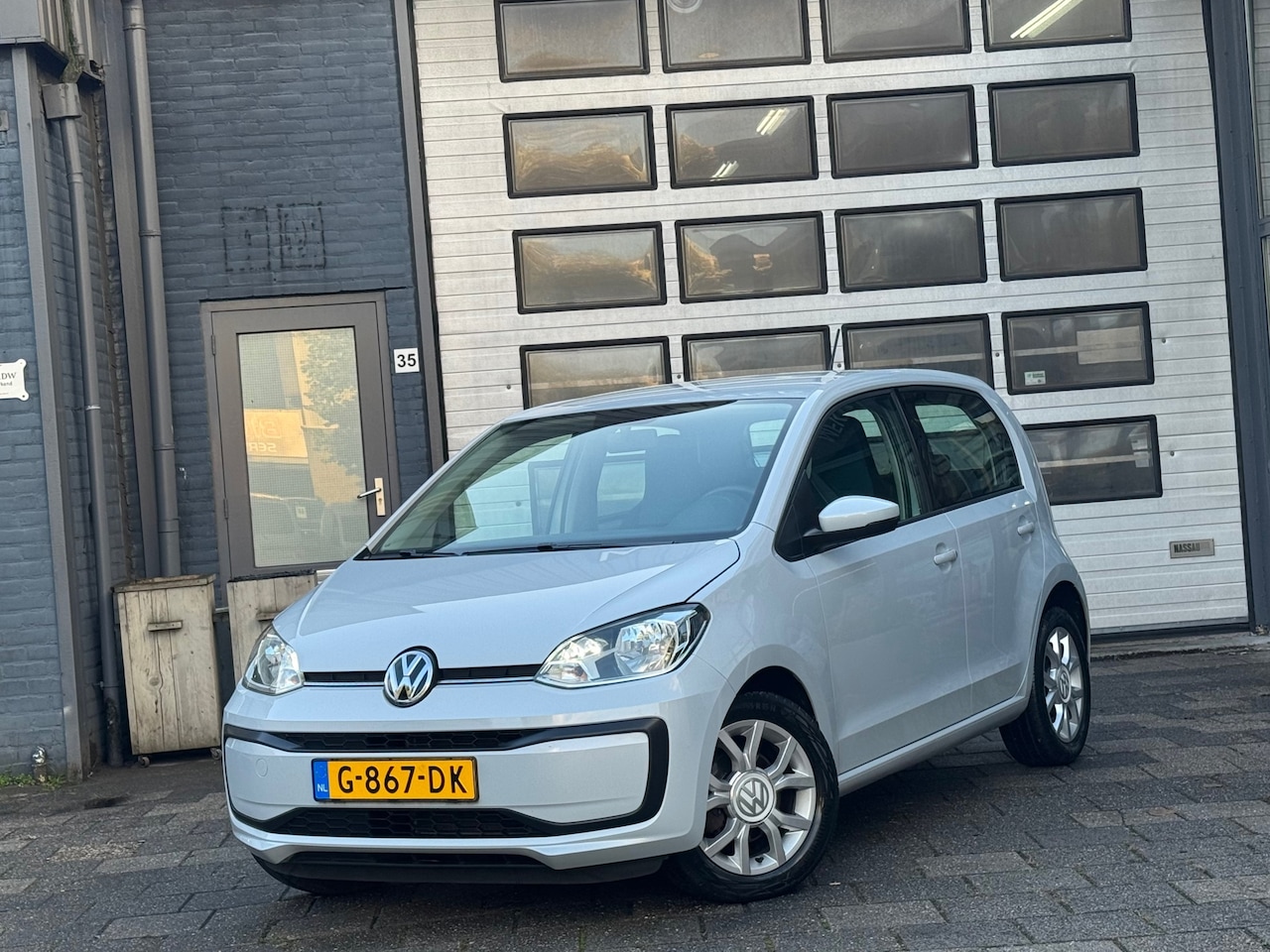 Volkswagen Up! - 1.0 BMT Move UP! | Airco | LMV | 5-DRS - AutoWereld.nl