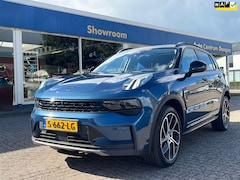 Lynk & Co 01 - 1.5 261pk PHEV 7DCTH | Black Edition | Orig.NL | PanoramaDak | 360 graden Camera | Carplay