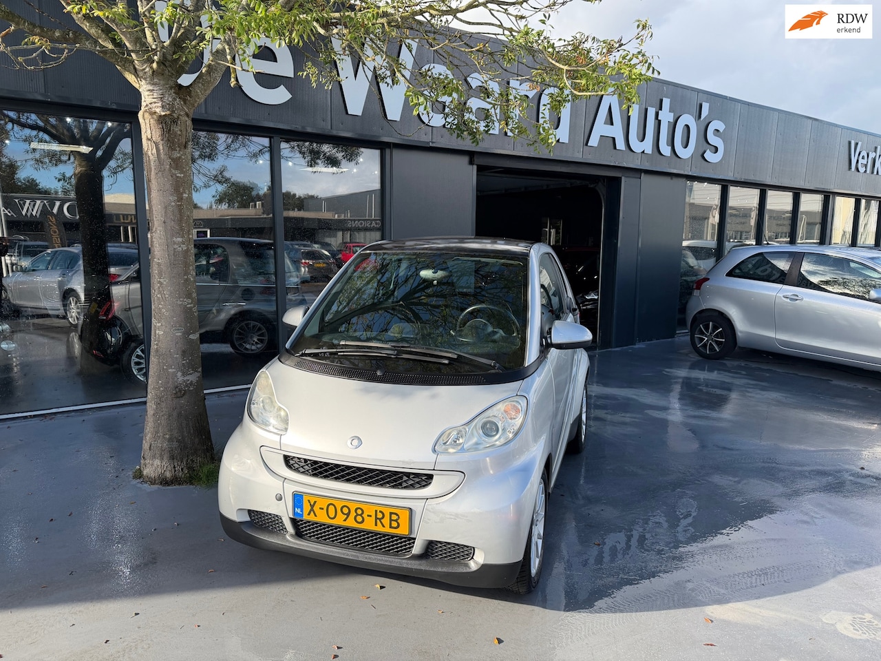 Smart Fortwo coupé - 1.0 mhd Pure/ Automaat/airco/panorama dak/dealer onderhouden/6 maanden garantie - AutoWereld.nl