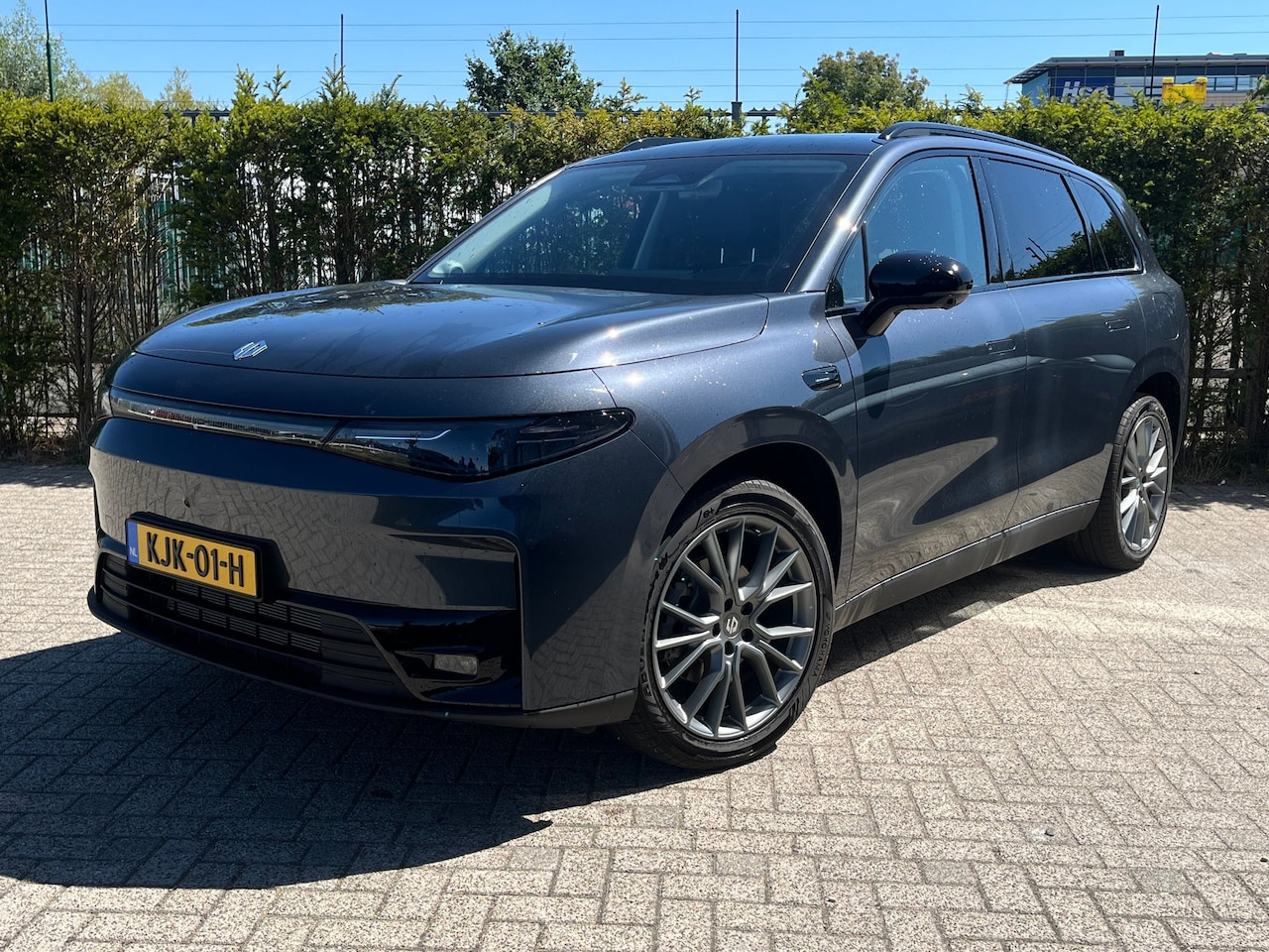 Leapmotor C10 - Design REEV 28.4 kWh DEMO-DEAL | 1500KG TREKGEWICHT | 360 GRADEN CAMERA | LEDEREN BEKLEDIN - AutoWereld.nl