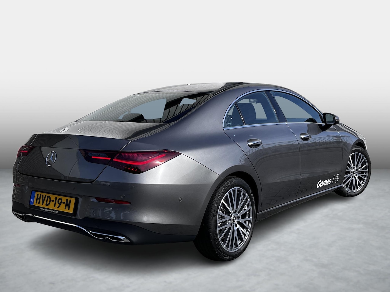 Mercedes-Benz CLA-Klasse - 180 Star Edition Luxury | Panoramadak | Apple CarPlay | Android Auto | Sierdelen Lindehout - AutoWereld.nl