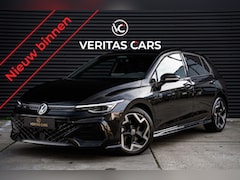 Volkswagen Golf - 1.5 eTSI R-Line 150PK|Pano|Drive Mode|IQ-Drive|Camera|ACC|Full Led|Keyless|Carplay e.o