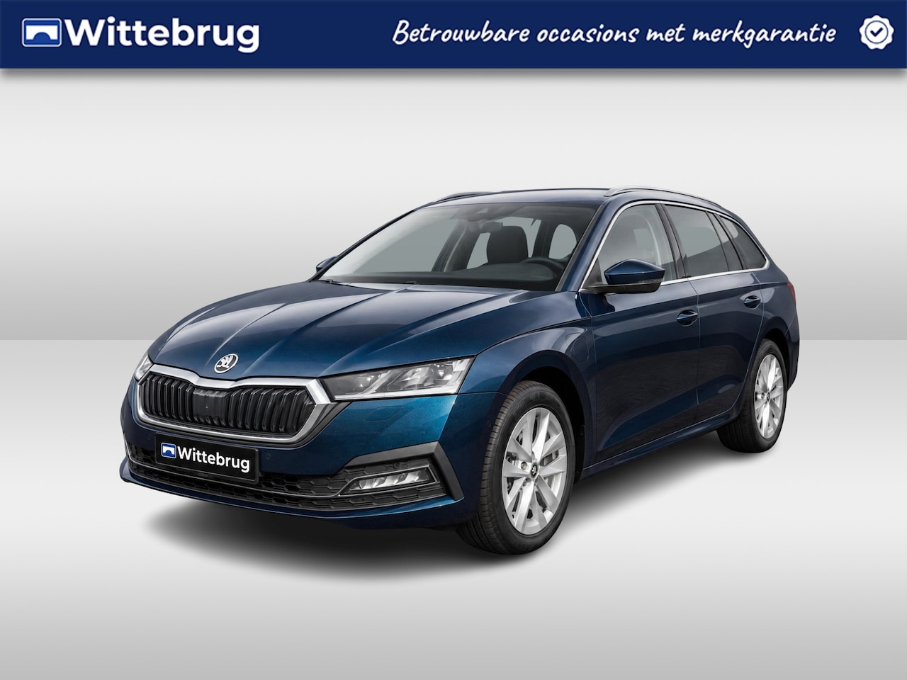 Skoda Octavia Combi - 1.4 TSI iV PHEV Business Edition /  Trekhaak / Achteruitrij camera / Head-up Display / Ele - AutoWereld.nl