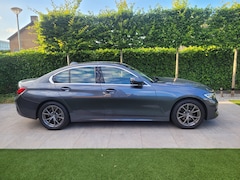 BMW 3-serie - 320i Business Edition
