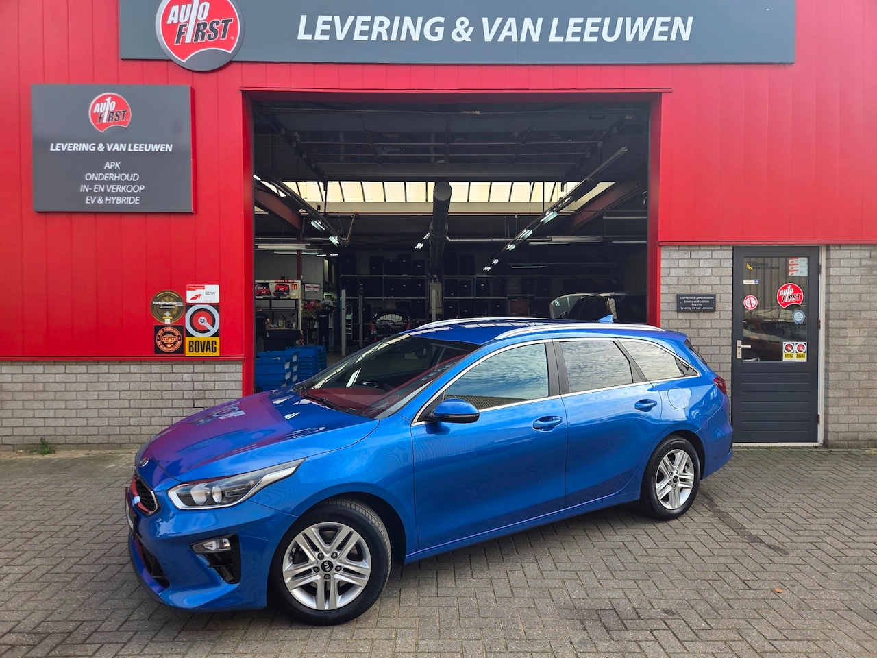 Kia Cee'd Sportswagon - Ceed 1.0 T-GDi DynamicPlusLine Parkeersensoren a./ Navigatie/ Camera/ Trekhaak/ Stoelverwa - AutoWereld.nl