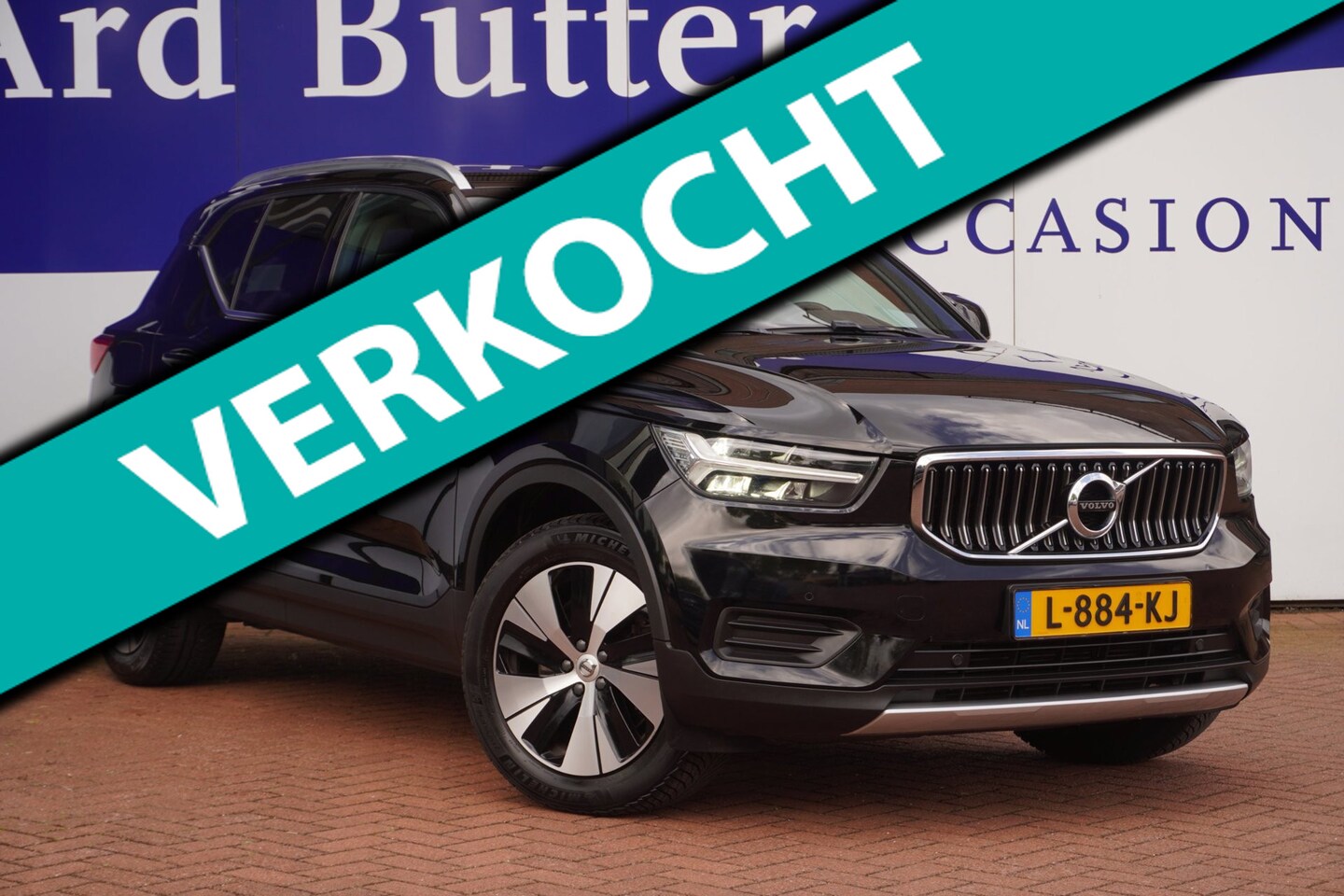 Volvo XC40 - 1.5 T4 Inscription NIEUW ACCU -PAKKET Navi /Virtual /stuur&stoel-verw/ Camera / 19"LMV / V - AutoWereld.nl