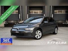 Volkswagen Golf - 1.0 eTSI Life DSG ACC