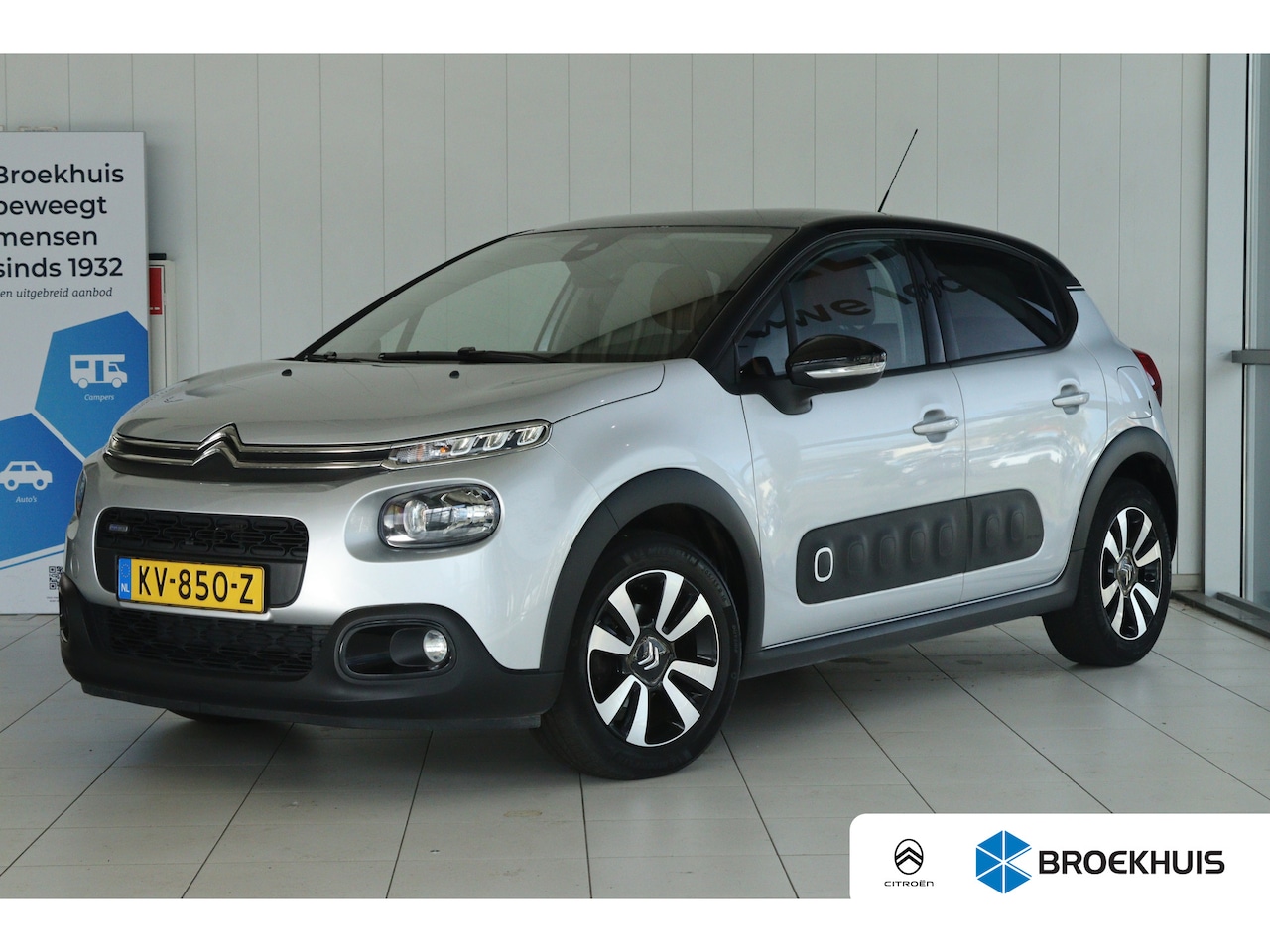 Citroën C3 - 1.2 81PK Shine | Cruise Control | Trekhaak | Camera | Navigatie | Carplay | Climate | Geti - AutoWereld.nl