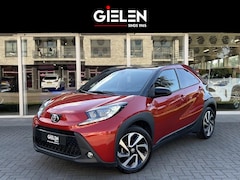 Toyota Aygo X - 1.0 VVT-i MT Pulse Bi-tone | Chili red, 17 inch, Privacy glass, Apple CarPlay/Android auto