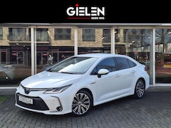 Toyota Corolla - Sedan 1.8 Hybrid Style | Parkeersensoren, Navigatie, Keyless