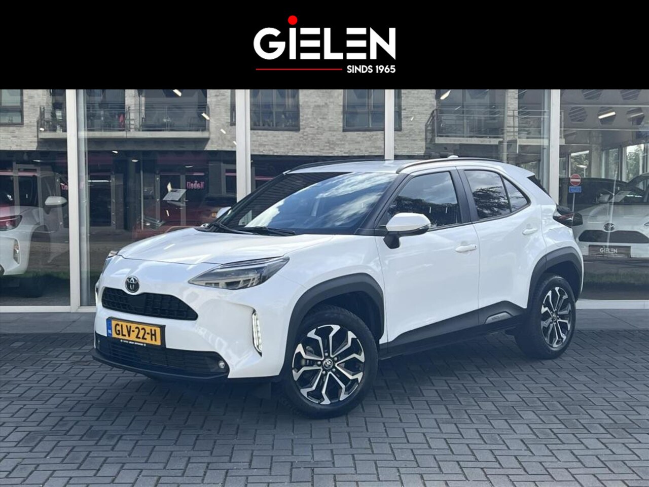 Toyota Yaris Cross - 1.5 Hybrid 130PK Dynamic Plus | Stoel + Stuurverwarming, Smart connect, LED, 17 inch, Keyl - AutoWereld.nl