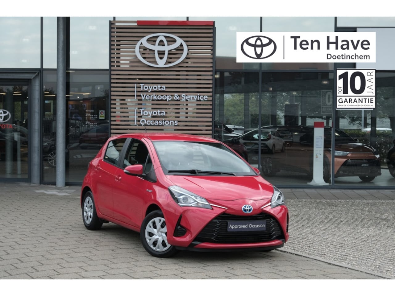 Toyota Yaris - 1.5 Hybrid Aspiration Automaat | Airconditioning | Centrale vergrendeling met afstandsbedi - AutoWereld.nl