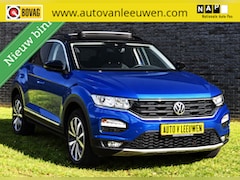 Volkswagen T-Roc - 1.5 TSI Style PANORAMADAK/CAMERA/CARPLAY ANDROID/ETC
