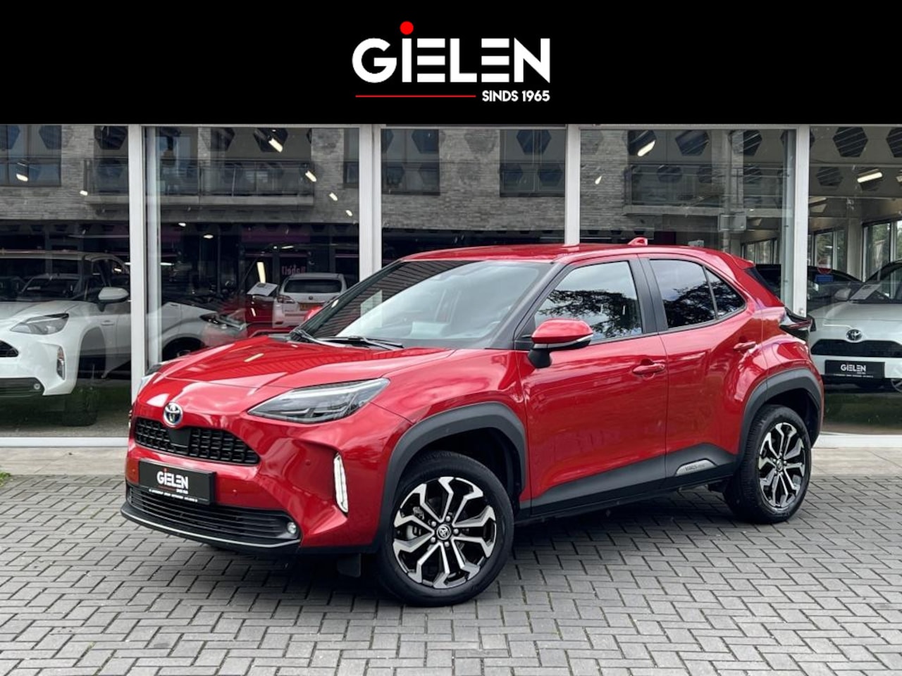 Toyota Yaris Cross - 1.5 Hybrid Dynamic | Trekhaak, Parkeersensoren voor, Keyless, 17 inch, LED, Apple CarPlay/ - AutoWereld.nl