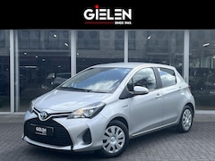 Toyota Yaris - 1.5 Hybrid 100pk Dynamic | Cruise control, Navigatie, Licht + regensensor, Climate control