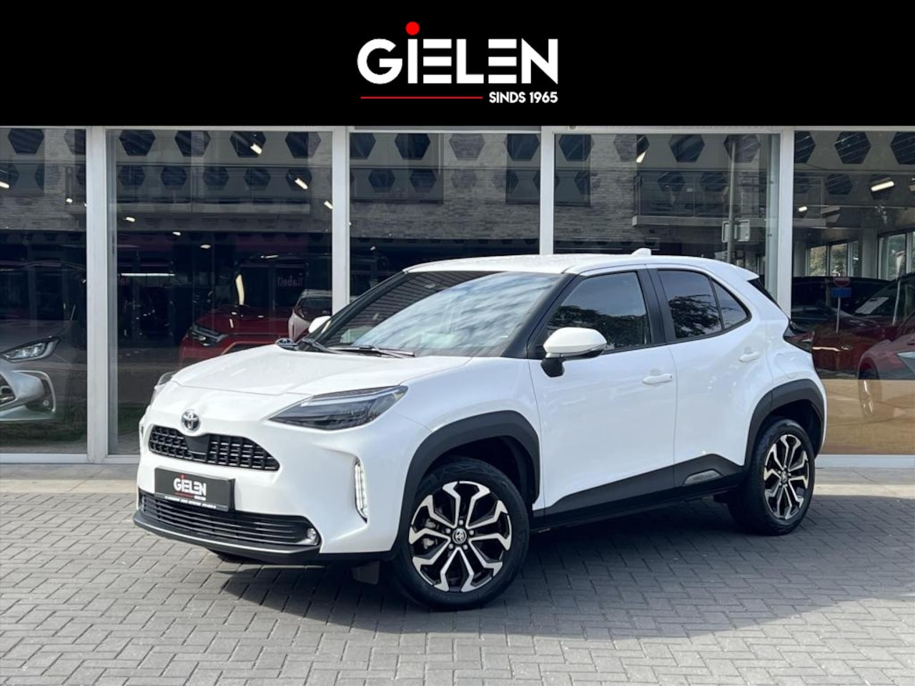 Toyota Yaris Cross - 1.5 Hybrid Dynamic | 17 inch, Keyless, Privacy Glass, Smart connect, Apple CarPlay/Android - AutoWereld.nl