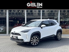 Toyota Yaris Cross - 1.5 Hybrid Dynamic | 17 inch, Keyless, Privacy Glass, Smart connect, Apple CarPlay/Android