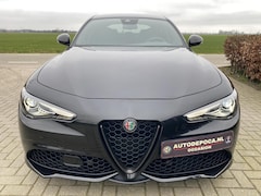 Alfa Romeo Giulia - 2.0 T Veloce Ti AWD Lederen dasboard - QV interieur - Carbon delen interieur