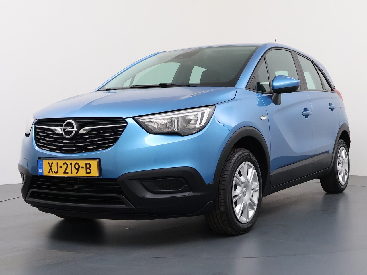 Opel Crossland X - 1.2 Turbo Innovation | Airco (handmatig) | Cruise control | LED dagrijverlichting - AutoWereld.nl