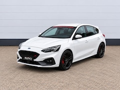 Ford Focus - 2.3 EcoBoost ST-3 * Head-up * Carplay * Dealerond. * Nette staat